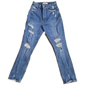 Abercrombie & Fitch Curve Love High Rise Mom Jeans Distressed Med Wash 24R 90's
